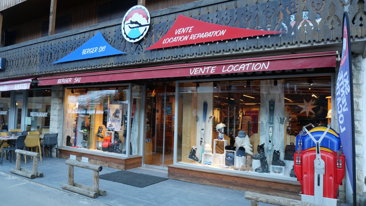 Magasin de location et vente de ski à Morzine. Bergerski